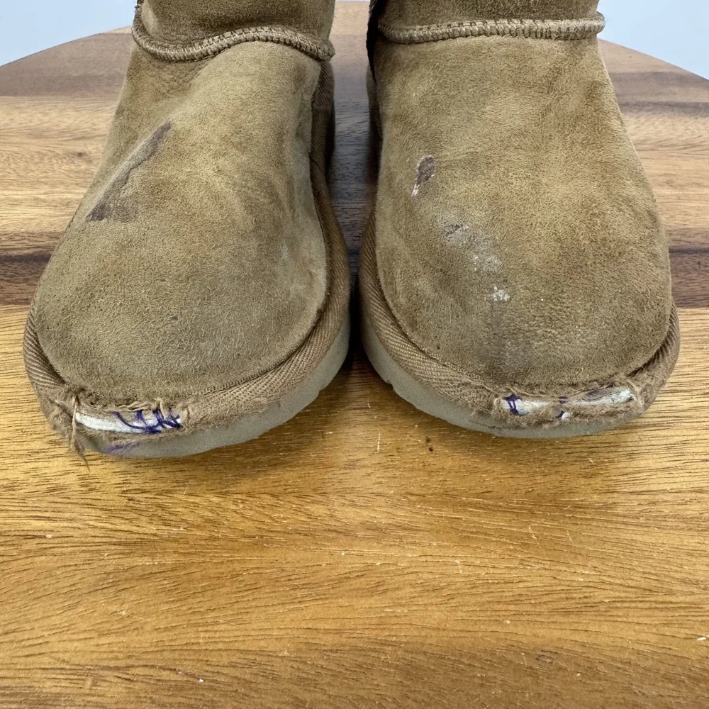 Little Kids Ugg Classic Mini II Chestnut Shearling Lined Comfort Boots Size 13 C